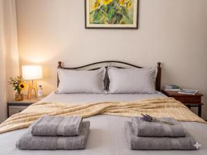 Paralia Family Home - HBO & Free Parking