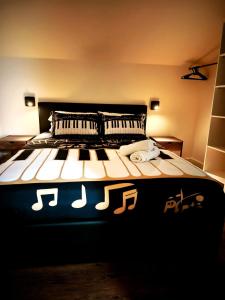 JAZZ by LALIE - ambiance vintage cosy
