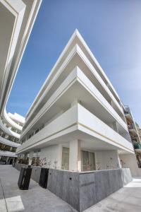 Cozy 1BR at Cavarra Gardens Sleeps 2