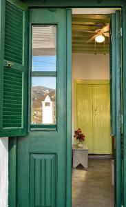Hidesign Athens Traditional Stone House in Keas Port