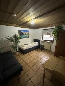 4 Zimmer Moderner Alpen-Chic trifft Tradition bei München EG-R