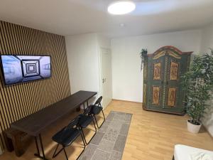 3 Zimmer Ruhiges Apartment mit Terrasse Tor zu den Alpen & München EG-L