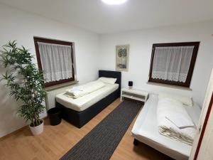 3 Zimmer Ruhiges Apartment mit Terrasse Tor zu den Alpen & München EG-L