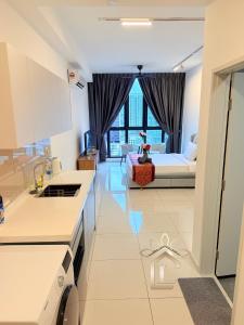 Majestic Premium Residence by Luxe Home