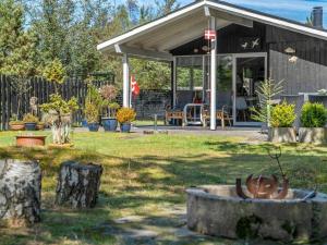 Holiday Home Hellevi - from the sea by Interhome