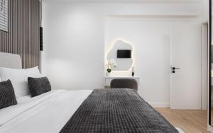 Aura Airport Suite