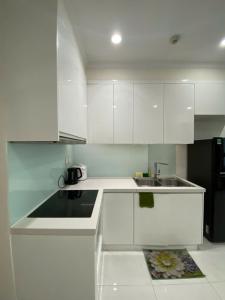 Vinhome Central Park - Apartment Luxury Suite Skyline View 1