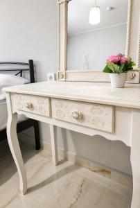 Nefeli Sea View Stay - Mastiha Grove Suite Chios
