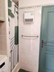 Bright apartment in Sainte-Marie sea view