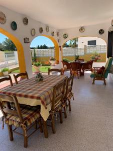 Chalet con piscina playa de Oliva