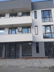 Apartament bloc nou