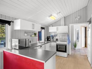 Holiday Home Kiana - 800m from the sea by Interhome