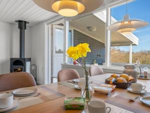 Holiday Home Aiden - 650m from the sea by Interhome