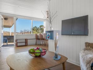 Holiday Home Aiden - 650m from the sea by Interhome