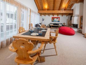 Apartment Clois B Loughlin by Interhome
