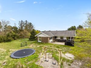 Holiday Home Mikkelina - 1-7km from the sea by Interhome