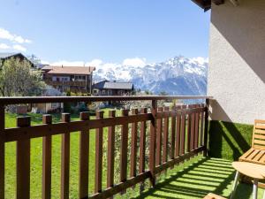 Apartment Balcon des Alpes 24 by Interhome
