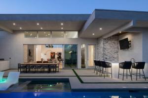 Cobalt @ Elemento49 - Pool Spa - Sleeps 16