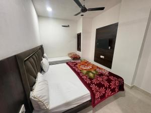 Hotel UV Opposite GOLDEN TEMPLE