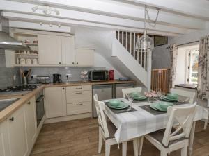 Middle Cottage