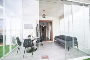 Newhouse CAVOUR Deluxe