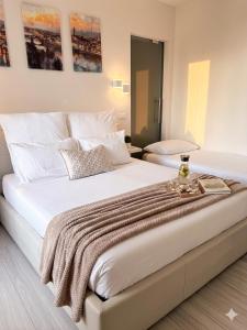 B&B Apartaments Novoli Guidoni 10 min to Center Airport Tram T2 Airport AC WIFI no ZTL