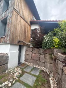 App le nid dabeille cocon pour 2 pers, spa privée, belle vue avec terrasse