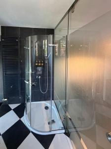 LaVida Panorama Thunersee, Wellness Oasis, Mountains
