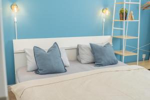 BIG 2BR Apartment - Prague 1 - Elevator - Sleeps 7 - Self Check-in