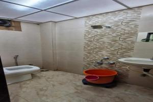 FabHotel Akshay Inn