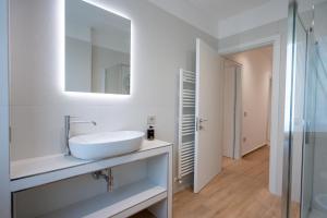 Dante Suites
