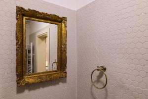 Modern Trešnjevka Apartment, Sleeps 4, Balcony