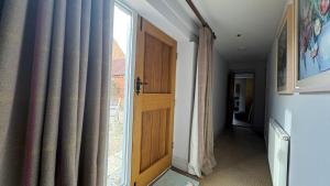 Gorse Lodge Courtyard Private Ensuite Rooms
