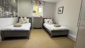Gorse Lodge Courtyard Private Ensuite Rooms