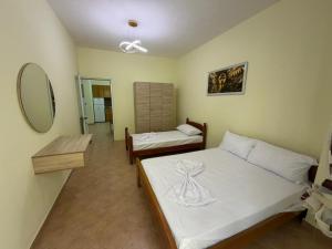Sunset Gate Apartment