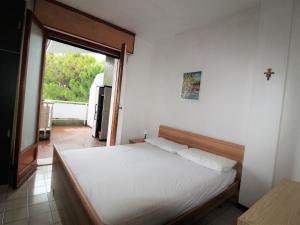 Apartment Capriccio 15 für 4 Personen by Interhome