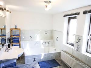 Apartment Ferienwohnung an der Bergkirche by Interhome