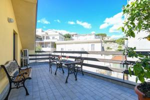 Apt Lovely Eugenios Home