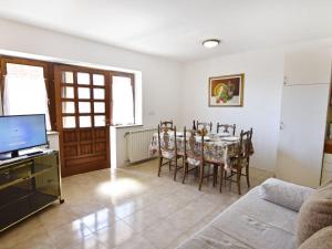 Apartment Apartment mit zwei Schlafzimmern in Strandnähe by Interhome