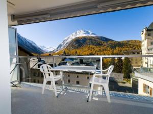 Apartment Chesa Quadrella by Interhome