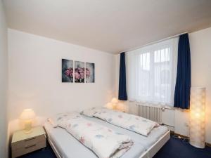 Apartment Chesa Quadrella by Interhome