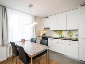 Apartment Chesa Quadrella by Interhome