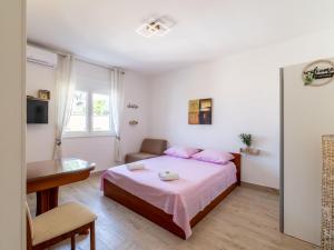 Apartment Apartmani STANIĆ - apt- A2 Olive tree by Interhome