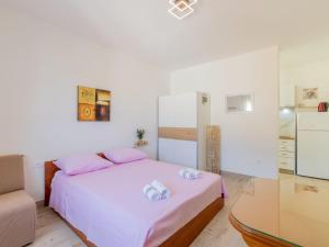 Apartment Komfortable Ferienunterkunft -A2 Olivenbaum by Interhome