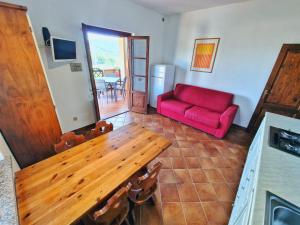Apartment Zweizimmerwohnung mit Schlafzimmer mit Doppelbett und Schlafsofa by Interhome