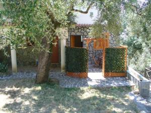 Holiday Home Appartement mit Garten- Terrasse und Grill by Interhome