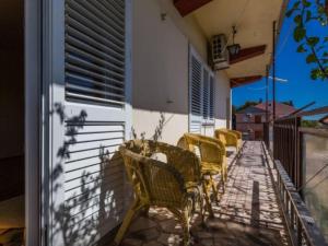 Apartment Sonnige Wohnung in Bibinje mit privatem Parkplatz by Interhome