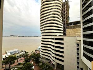 Departamento de lujo en Bellini II, Puerto Santa Ana