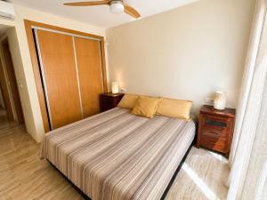 Apartamento Caleta en Dénia primera línea con pista de pádel, piscina y vistas al mar by Family Homes Rentals