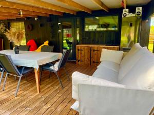 Family rest house -Teitupe